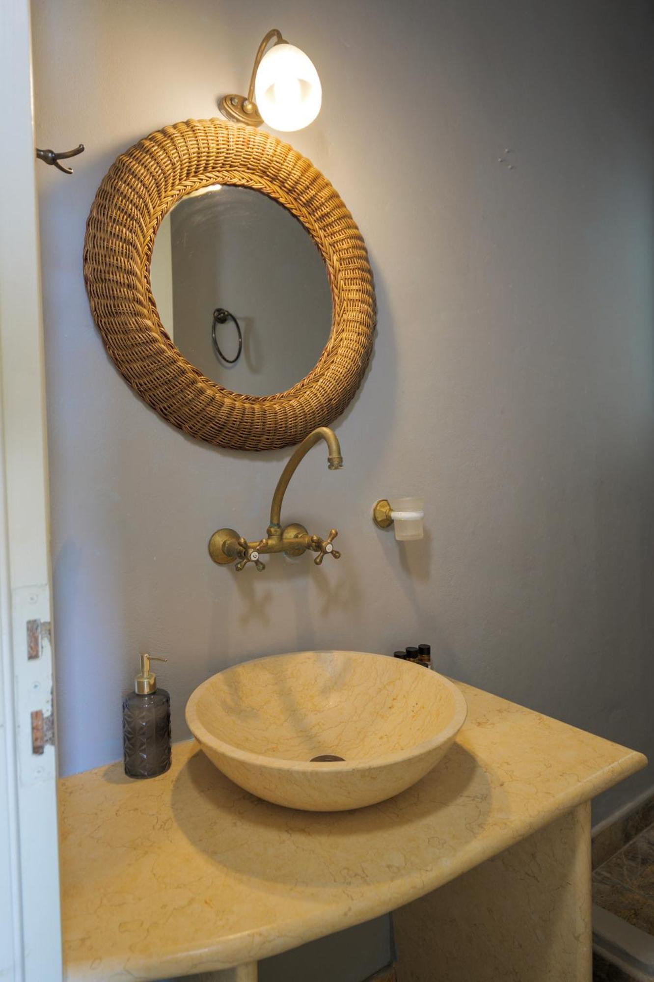 Akti Giannaki Apartment *